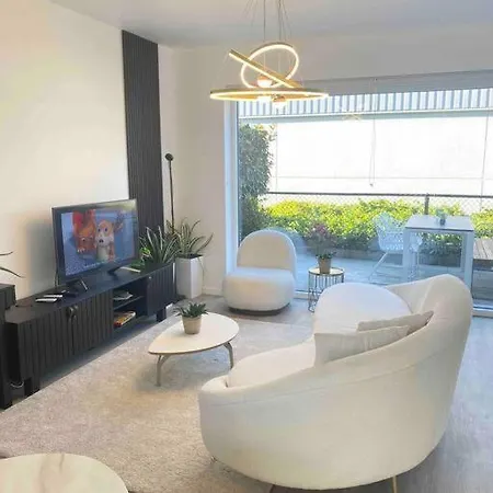 Luxury House With Jacuzzi And Sauna Ostenda