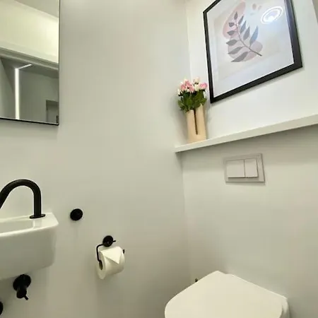 Luxury House With Jacuzzi And Sauna Casa vacanze